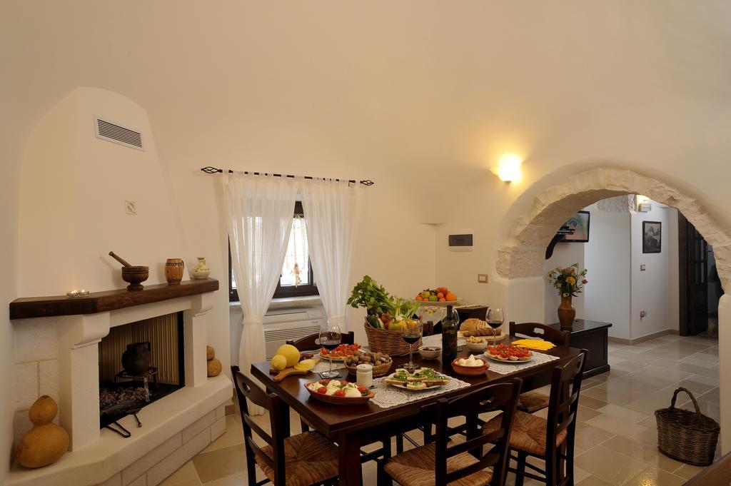 Trulli Villa Martina Franca Bagian luar foto