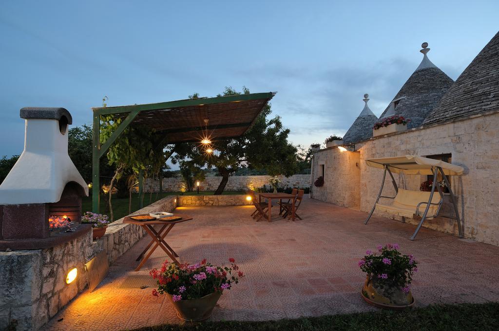 Trulli Villa Martina Franca Bagian luar foto
